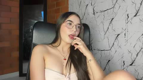 minty151 online show from June 2026 12:36:01 AM