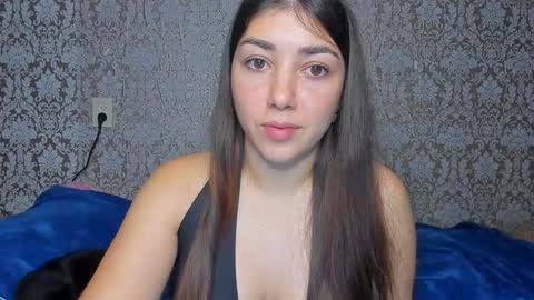 Snapshot of mira_bloempje chatting on September 2025 07:06:02 PM Mira online show from September 2025 07:06:02 PM