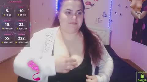mira_cle_ online show from May 2026 07:39:01 AM