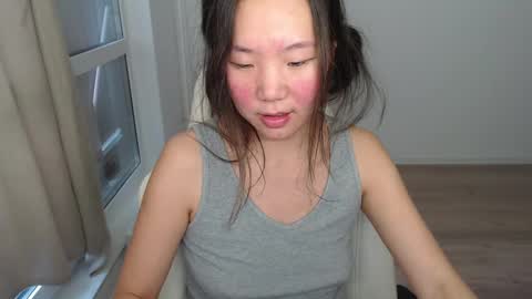 mira_g online show from February 2025 11:18:02 AM