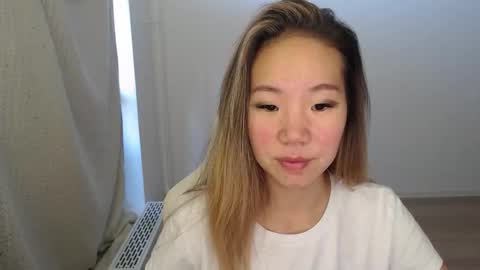 mira_g online show from October 2025 09:01:01 AM