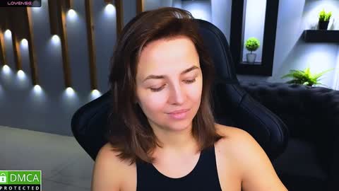 Snapshot of mira_mermayd chatting on December 2024 01:03:01 AM Mira online show from December 2024 01:03:01 AM