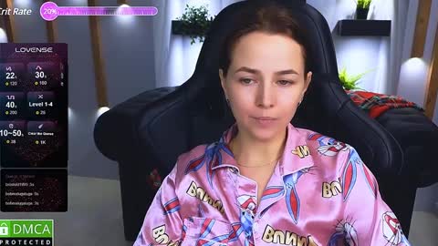 Snapshot of mira_mermayd chatting on December 2024 07:48:01 AM Mira online show from December 2024 07:48:01 AM