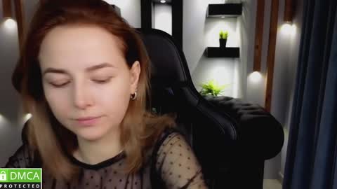 Snapshot of mira_mermayd chatting on January 2025 08:09:02 AM Mira online show from January 2025 08:09:02 AM