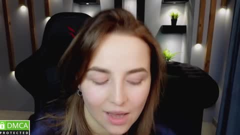 Snapshot of mira_mermayd chatting on January 2025 04:15:01 AM Mira online show from January 2025 04:15:01 AM