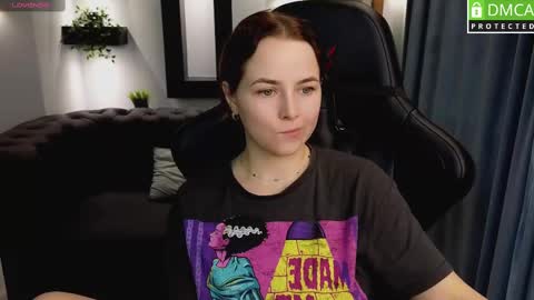 Snapshot of mira_mermayd chatting on February 2025 11:30:01 AM Mira online show from February 2025 11:30:01 AM