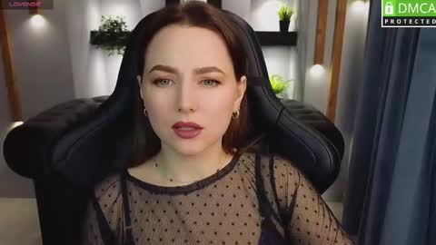 Snapshot of mira_mermayd chatting on March 2025 02:04:02 AM Mira online show from March 2025 02:04:02 AM