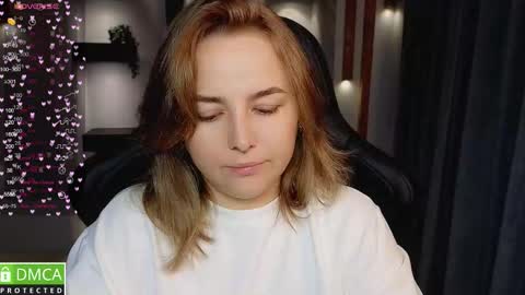 Snapshot of mira_mermayd chatting on September 2025 10:06:02 AM Mira online show from September 2025 10:06:02 AM