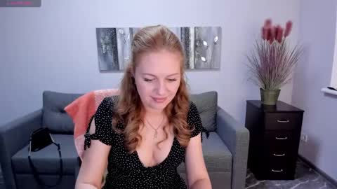 Snapshot of mira_whites chatting on February 2025 03:47:01 PM Mira online show from February 2025 03:47:01 PM