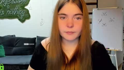 Snapshot of miraa_bloom chatting on January 2026 02:21:01 PM miraa_bloom online show from January 2026 02:21:01 PM