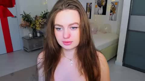 Emma online show from February 2025 01:16:01 PM