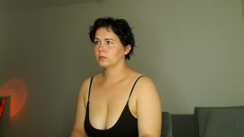 Snapshot of miradiaz chatting on July 2026 09:15:01 AM Meera online show from July 2026 09:15:01 AM