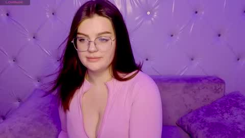 Snapshot of miraheat chatting on February 2026 09:19:02 AM Milky online show from February 2026 09:19:02 AM