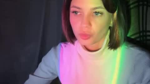 MiraLaPics online show from April 2026 09:10:02 PM