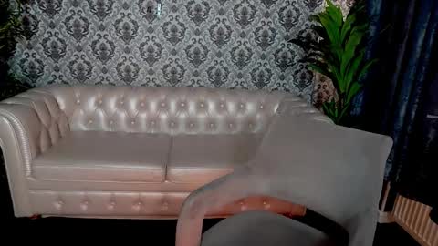 Mira online show from September 2025 02:21:01 PM