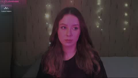 Kira online show from February 2025 09:37:02 PM