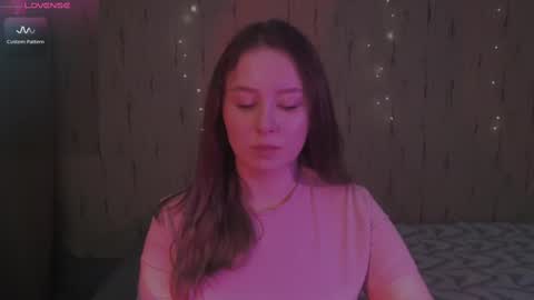 Kira online show from February 2025 07:53:01 PM