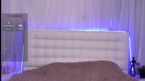 Snapshot of miranda_kery chatting on September 2025 06:37:01 AM Mira online show from September 2025 06:37:01 AM