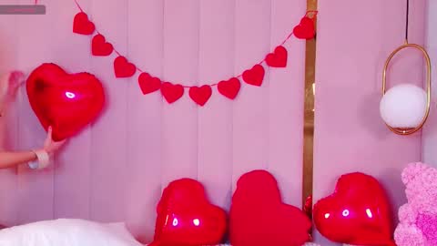 Snapshot of miranda_kery chatting on February 2026 06:40:01 AM Mira online show from February 2026 06:40:01 AM