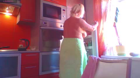 Snapshot of miranda_robinson chatting on October 2025 10:05:01 AM Miranda online show from October 2025 10:05:01 AM