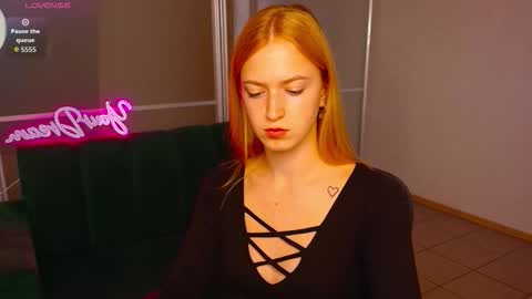 Snapshot of mirandamayers chatting on September 2025 05:51:01 AM MirandaMayers online show from September 2025 05:51:01 AM