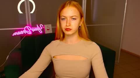 Snapshot of mirandamayers chatting on September 2025 05:53:02 AM MirandaMayers online show from September 2025 05:53:02 AM