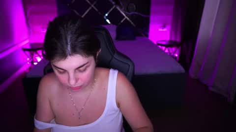 Snapshot of mirandawarm chatting on November 2025 08:25:01 AM Miranda online show from November 2025 08:25:01 AM