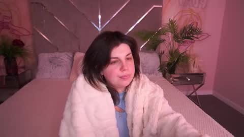 Snapshot of mirandawarm chatting on February 2026 06:51:01 AM Miranda online show from February 2026 06:51:01 AM