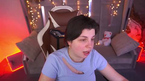 Snapshot of mirandawarm chatting on February 2026 07:34:01 AM Miranda online show from February 2026 07:34:01 AM