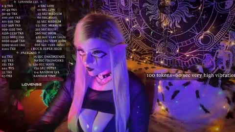 mirareed online show from October 2025 01:47:01 AM