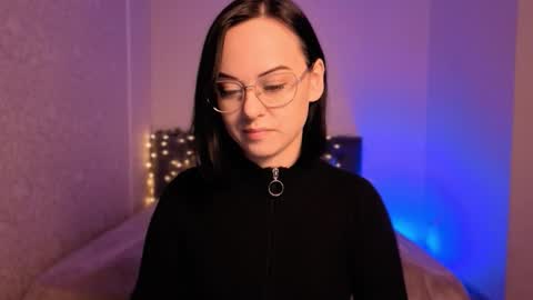 MiraSkyy online show from January 2026 10:04:01 PM