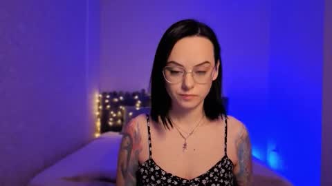 MiraSkyy online show from March 2026 09:11:01 PM