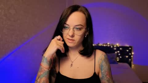 MiraSkyy online show from May 2026 03:20:02 PM
