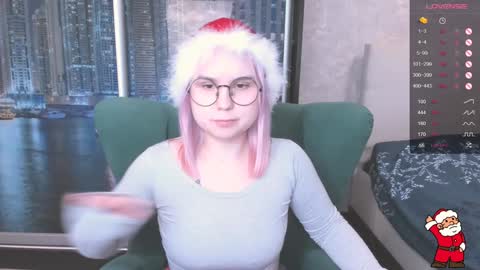 Kira online show from December 2024 10:48:02 PM