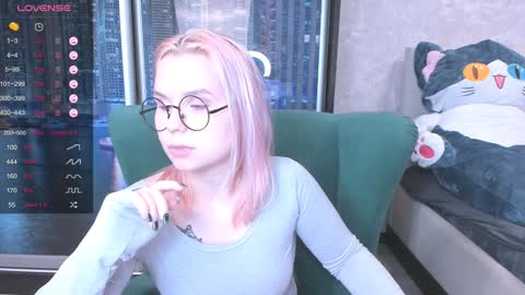 Kira online show from January 2025 07:21:02 PM