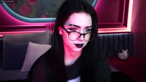 Jess online show from January 2026 12:03:02 AM