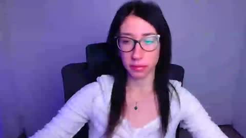 Snapshot of miriam_candyy chatting on December 2025 06:28:01 AM Mariam online show from December 2025 06:28:01 AM