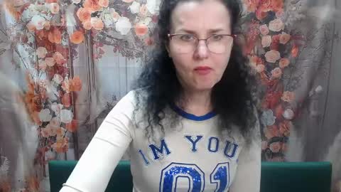 Miroslava Happi online show from May 2026 06:43:02 AM