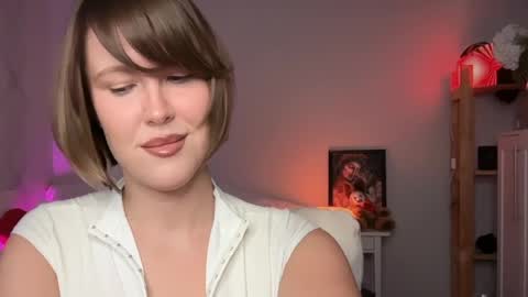 Shelley online show from May 2026 06:54:02 AM