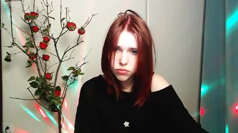 misaki_chan_ online show from April 2026 09:17:01 PM