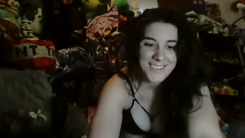 Snapshot of mishkawolfcatbbbygirl chatting on February 2025 10:36:02 PM mishkababygirl online show from February 2025 10:36:02 PM