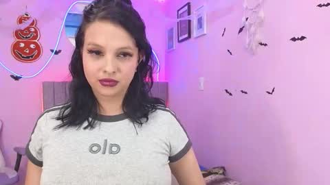 Snapshot of misofialeal chatting on October 2025 06:41:02 PM misofialeal online show from October 2025 06:41:02 PM