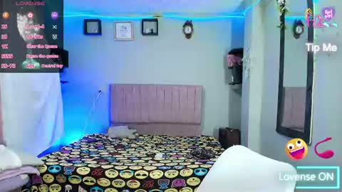 misofialeal online show from July 2026 05:27:02 PM