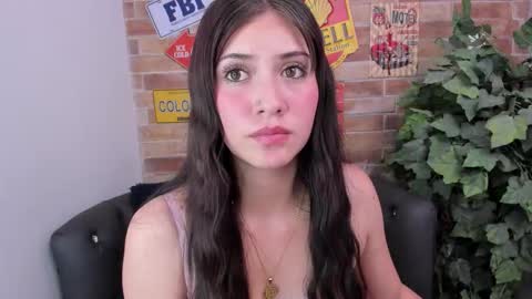 Marilyn online show from November 2025 07:13:02 PM