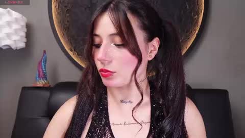 Snapshot of miss___charlotte chatting on June 2026 06:07:02 PM Charlotte online show from June 2026 06:07:02 PM