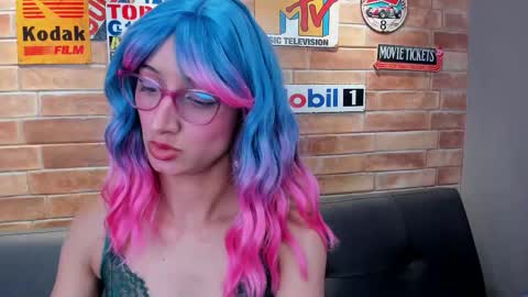 Salome online show from January 2026 01:49:02 PM