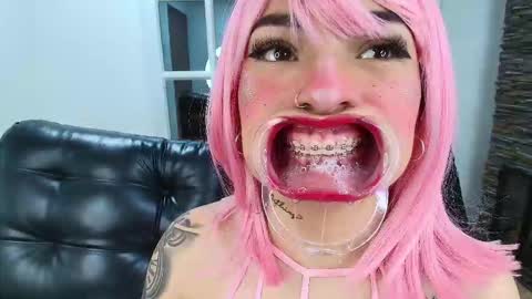 Snapshot of miss__abigail chatting on October 2025 02:53:01 AM Abigail online show from October 2025 02:53:01 AM