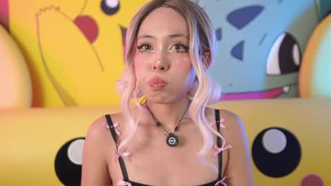 Snapshot of miss__aly chatting on April 2026 06:10:02 PM Ally online show from April 2026 06:10:02 PM