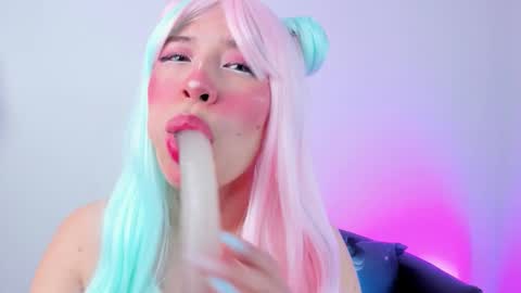 Snapshot of miss__daphne chatting on October 2025 02:42:01 AM Daphne online show from October 2025 02:42:01 AM