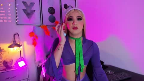   online show from October 2025 12:17:02 PM